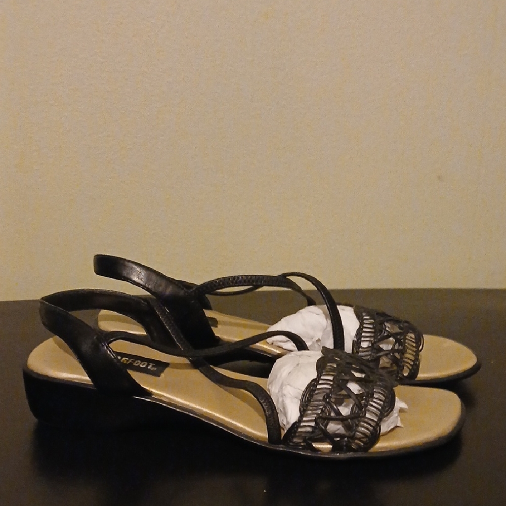 Sugar Foot Black Sandals Size 7.5 In Box